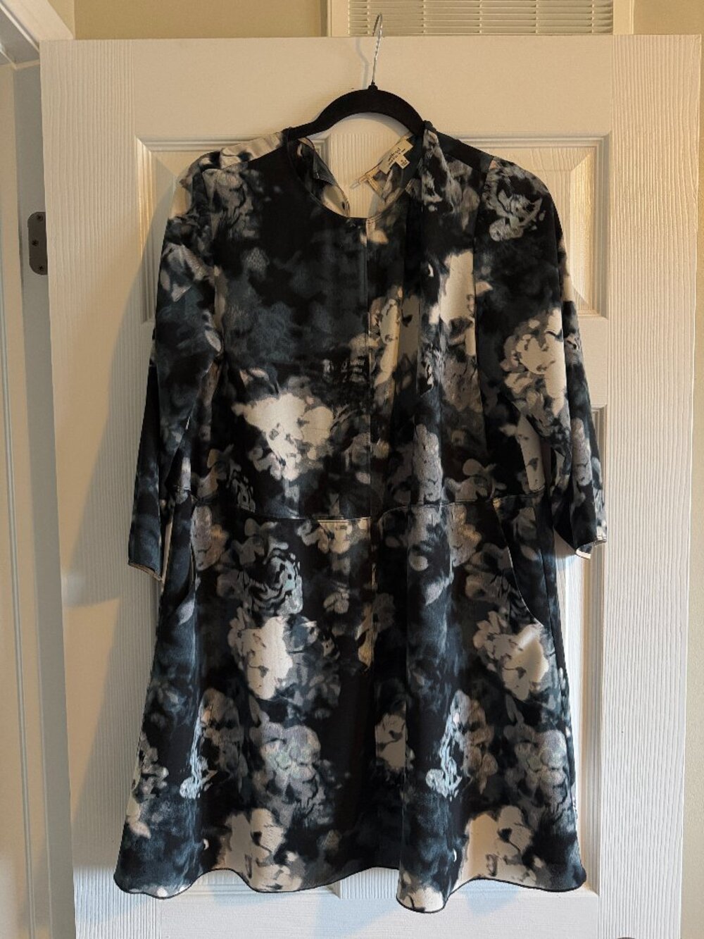Aritzia Wilfred Myosotis Abstract Floral Dress Size M